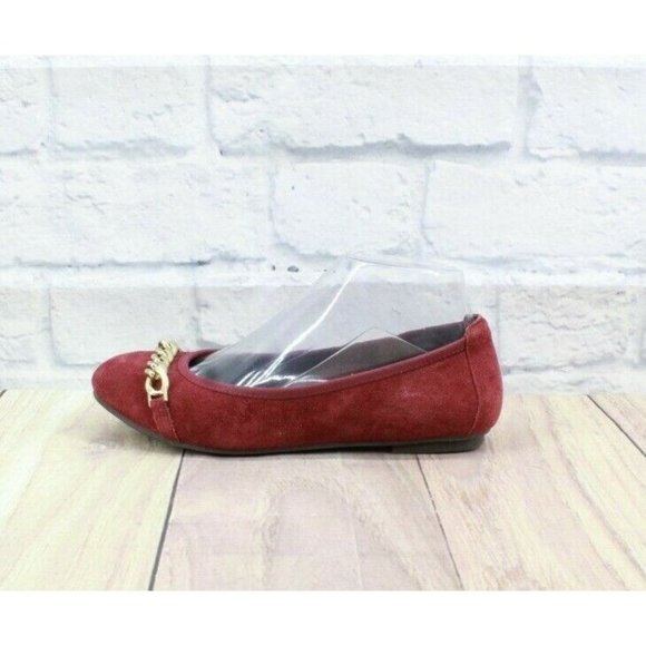 Vionic Red Suede Gold Chain Spark Pera Embellished Ballet Flats 6 Wide - Picture 2 of 9